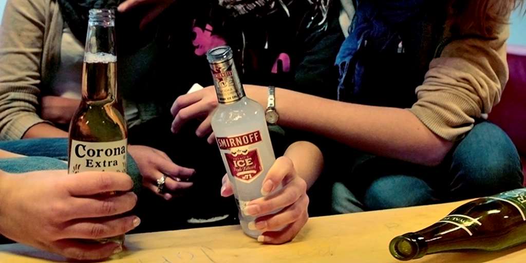 sommer Skærpe Uventet Alkohol og narkotikas indflydelse på unges kriminalitet - Det  Kriminalpræventive råd